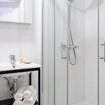 Happy House Apartahotel 4*