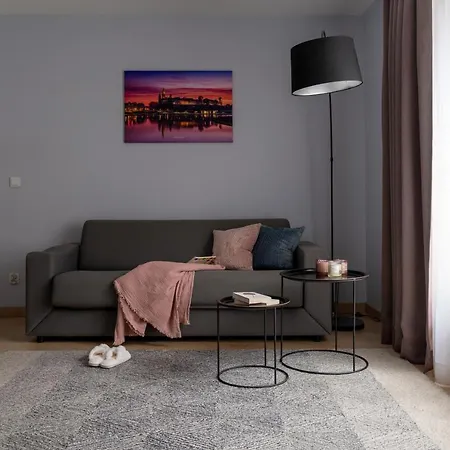 Happy House